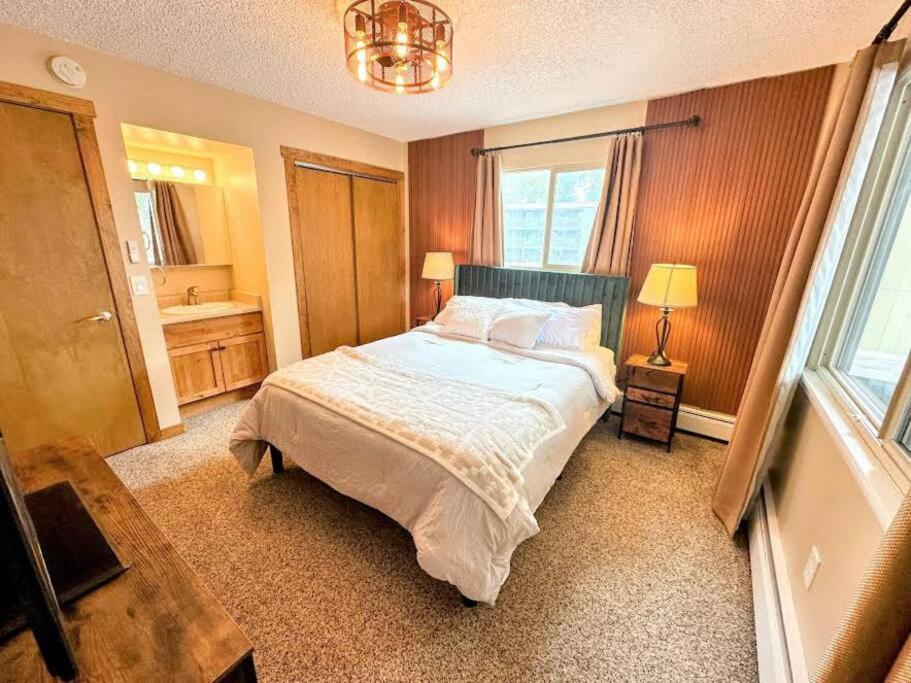 Winter Haus, Winter Park 2 Bedrooms Corner Unit W Outdoor Patio Walking Distance To The Center Of Town Bagian luar foto
