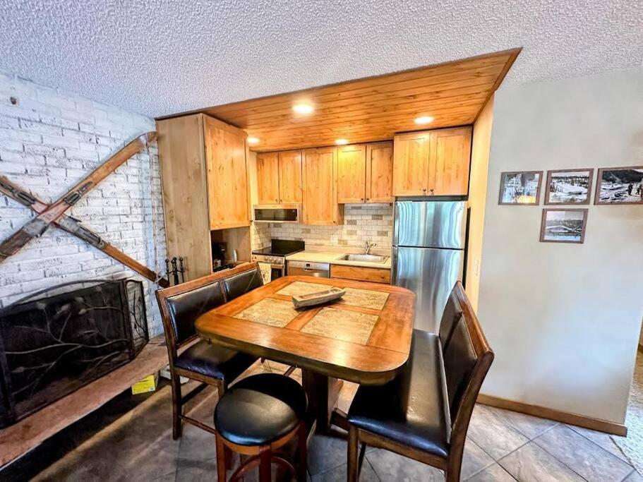Winter Haus, Winter Park 2 Bedrooms Corner Unit W Outdoor Patio Walking Distance To The Center Of Town Bagian luar foto