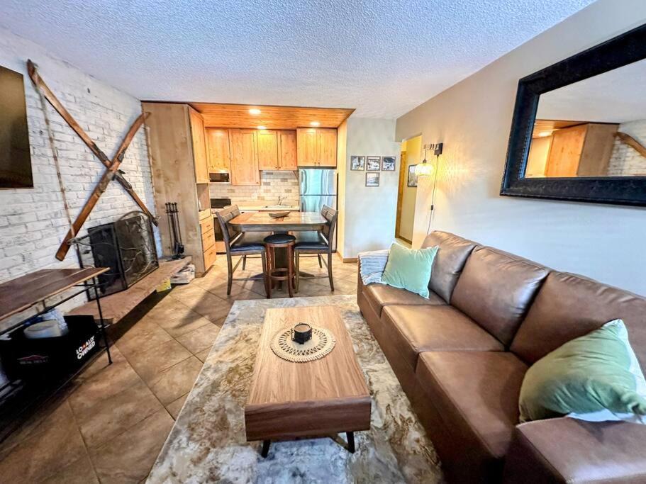 Winter Haus, Winter Park 2 Bedrooms Corner Unit W Outdoor Patio Walking Distance To The Center Of Town Bagian luar foto